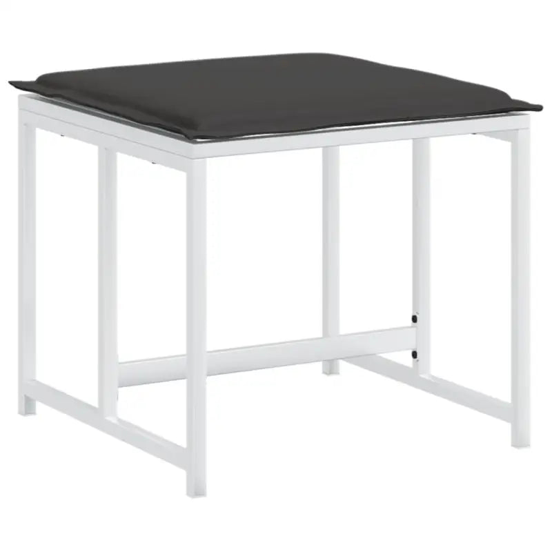 Tuinset met wit materiaal en gepoedercoat staal voor buitenplezier - Tuinsets