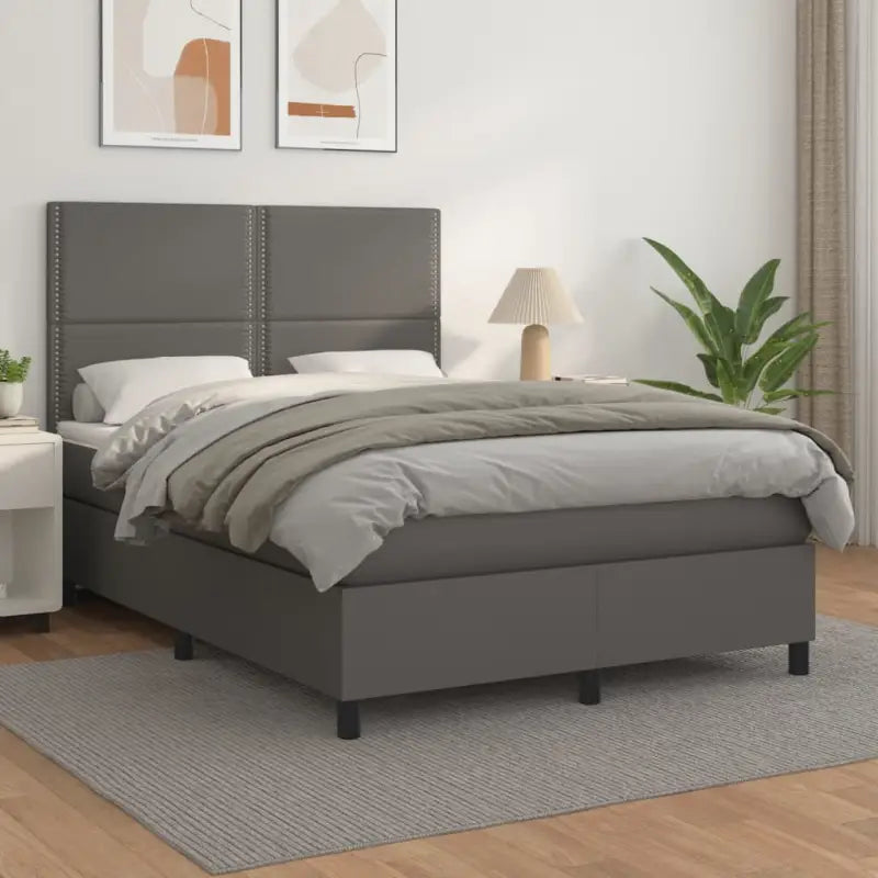 Zwart Kunstleer Boxspringbed met schuim vulling en ideale afmetingen - Grijs / 140 x 190 cm / Effen met spijkers