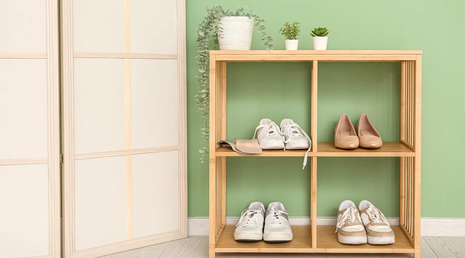 10 Space-Saving Shoe Racks for Small Homes