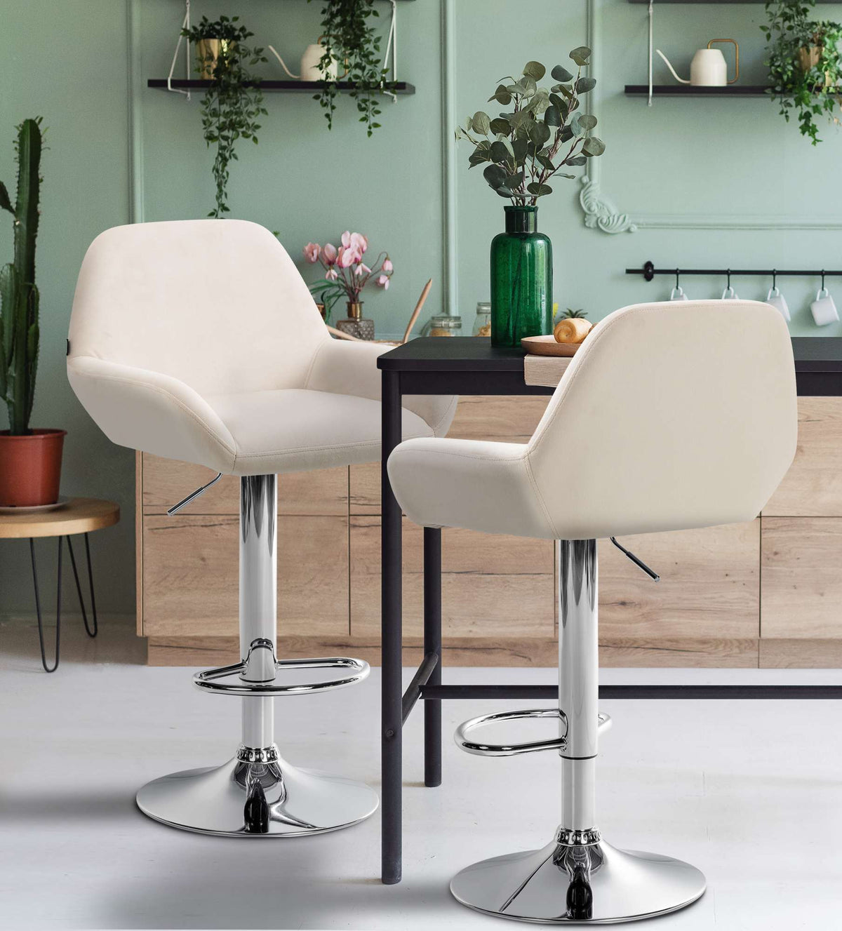 Set van 2 barkrukken Braga fluweel creme,Metaal in chroomoptiek creme