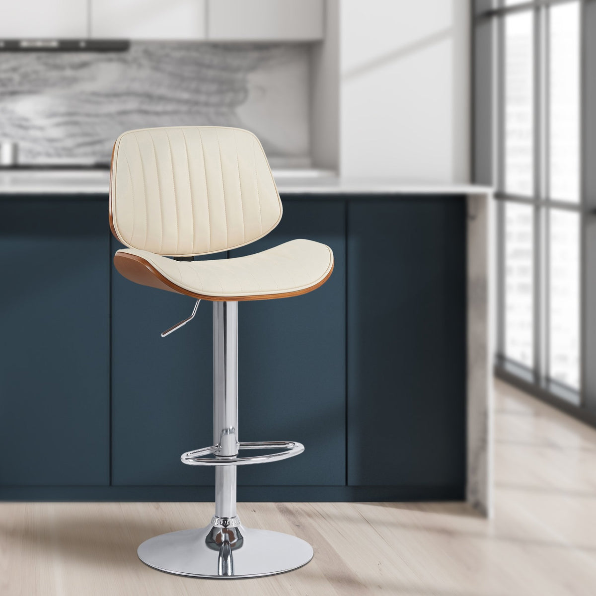 Barkruk Clawson kunstleer walnoot/creme,chroom walnuss/creme