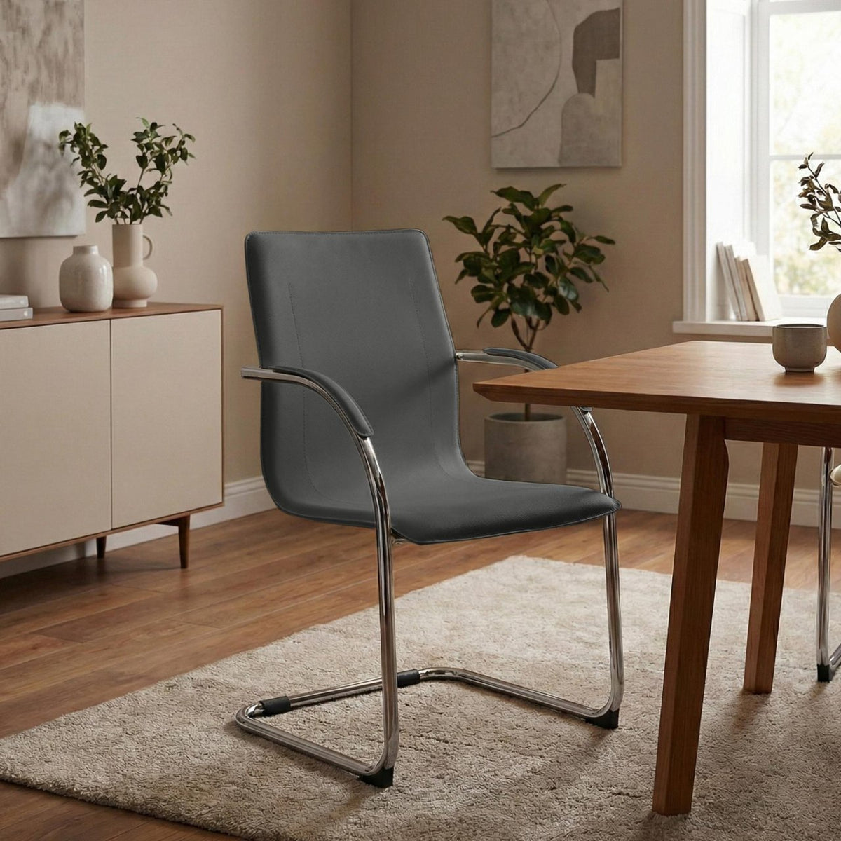 Sledestoel Noeleen kunstleer grijs grau