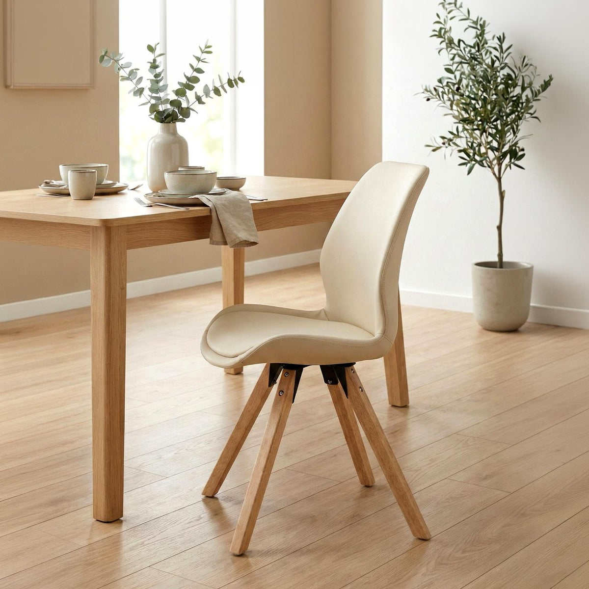 Set van 2 Eetkamerstoelen Luna creme,Kunstleer creme