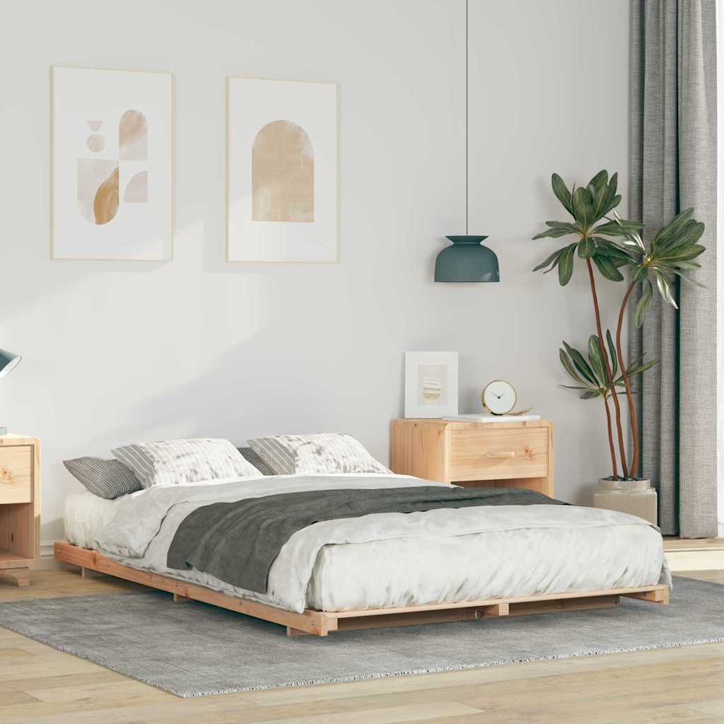 vidaXL Bedframe Bruin 200 x 200 cm Massief grenenhout