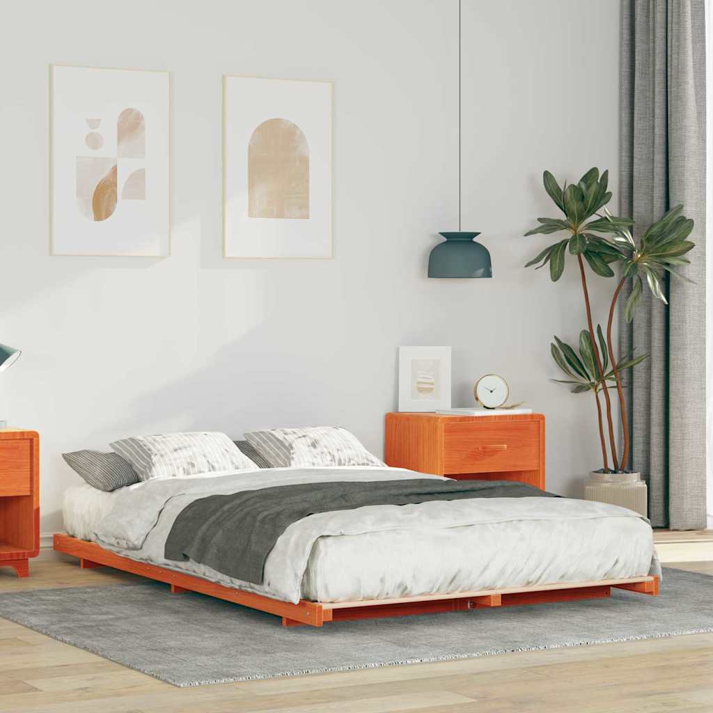 vidaXL Bedframe Bruin 200 x 200 cm Massief grenenhout