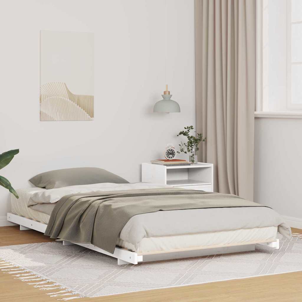 vidaXL Bedframe Bruin 200 x 200 cm Massief grenenhout