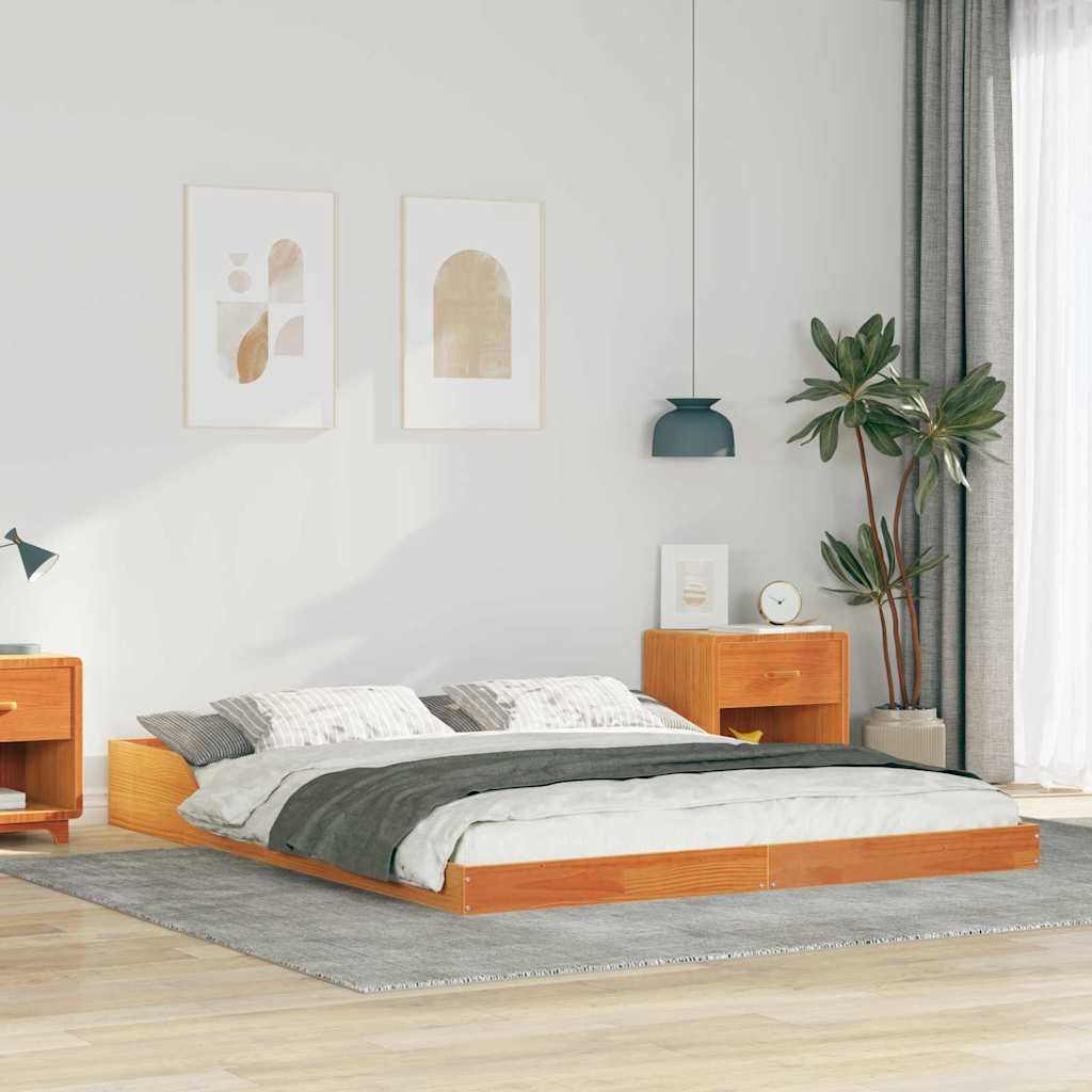 vidaXL Bedframe Bruin 200 x 200 cm Massief grenenhout