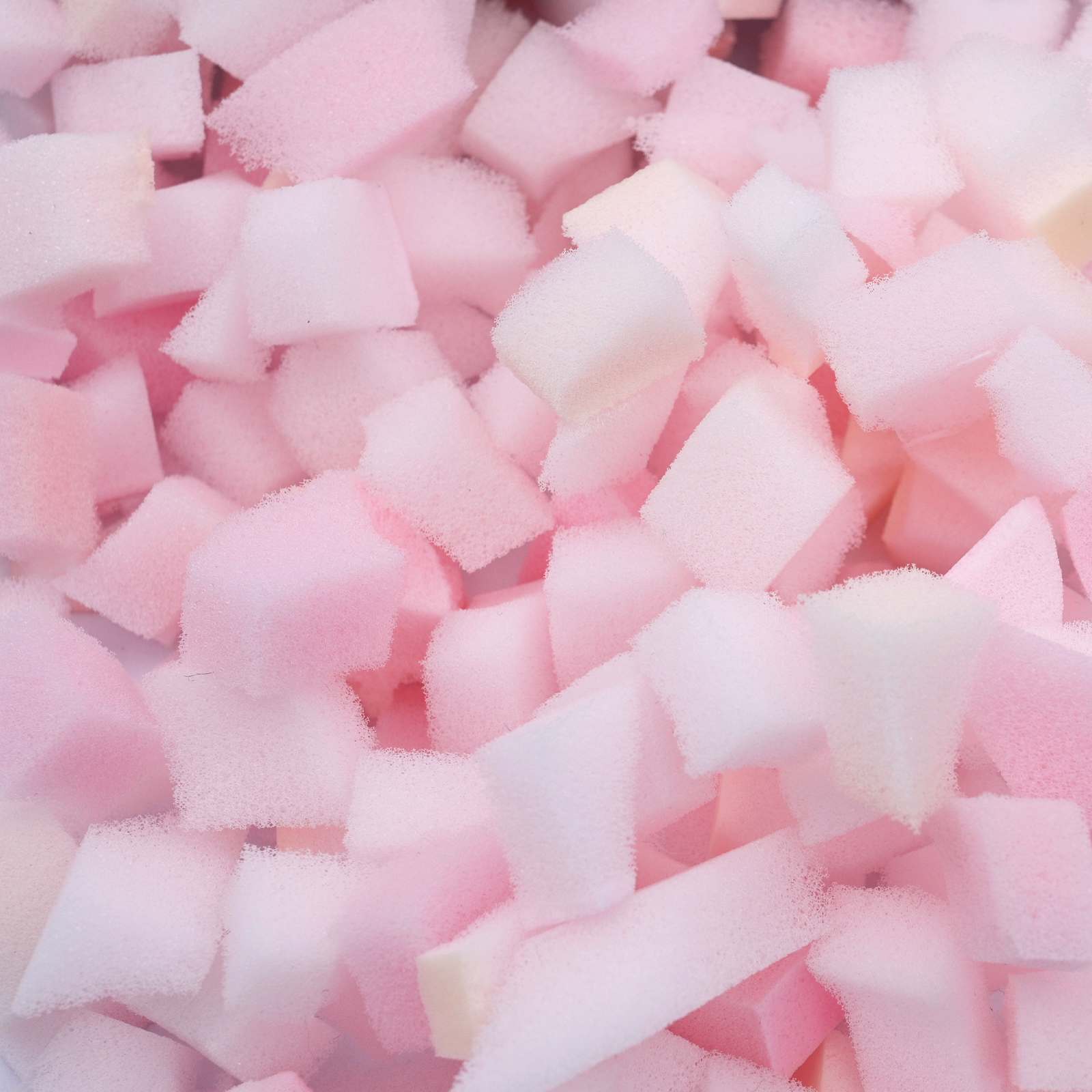 vidaXL Versnipperde schuimvulling Roze 2,5 kg Polyurethaan