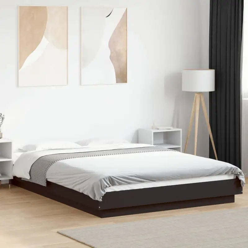 Bed met RGB LED-verlichting en bewerkt hout voor een stabiele nachtrust - Zwart / 120 x 200 cm - Bedden & bedframes