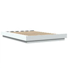 Bed met RGB LED-verlichting en bewerkt hout voor een stabiele nachtrust - Bedden & bedframes