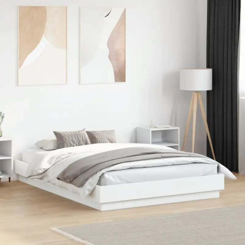 Bedframe in Grijs Sonoma met duurzaam bewerkt hout voor comfortabele nachten - Wit / 120 x 190 cm - Bedden & bedframes