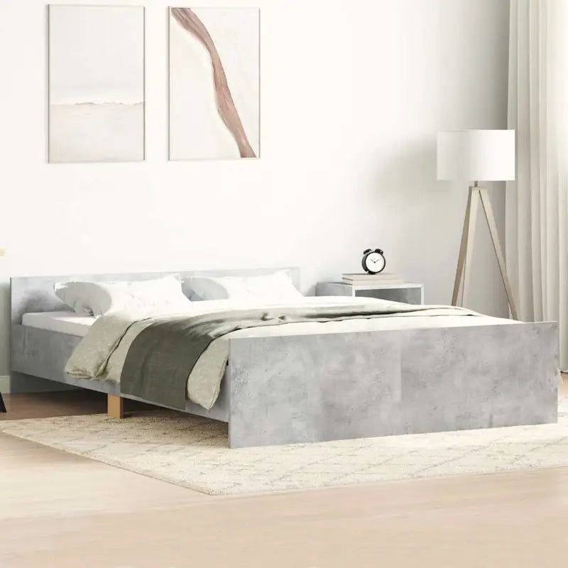 Bedframe in Grijs Sonoma voor een stevige en stabiele nachtrust - Betongrijs / 135 x 190 cm - Bedden & bedframes