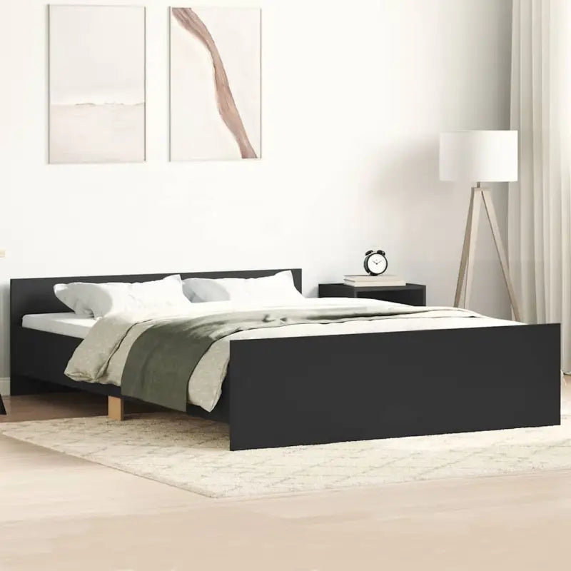 Bedframe in Grijs Sonoma voor een stevige en stabiele nachtrust - Zwart / 135 x 190 cm - Bedden & bedframes