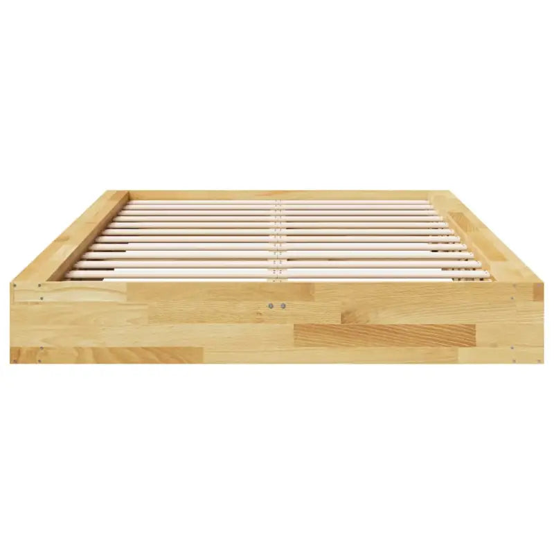 Bedframe in massief eikenhout voor een sterke en duurzame slaapkamer - Bedden & bedframes