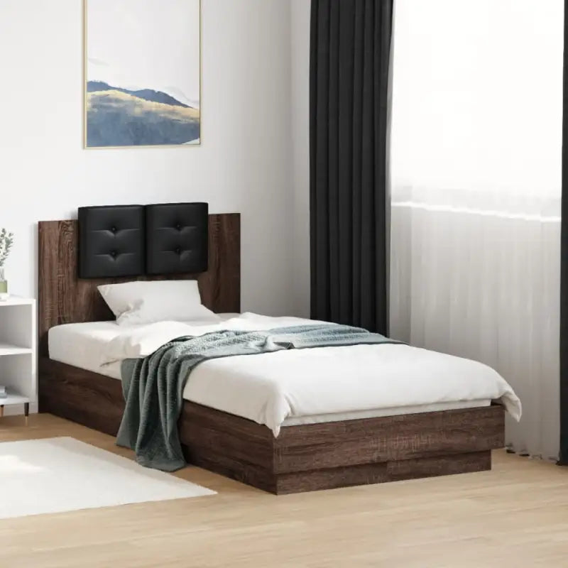 Bedframe met hoofdeinde en multiplex lattenbodem van bewerkt hout - bruin eikenkleur / 75 x 190 cm - Bedden & bedframes