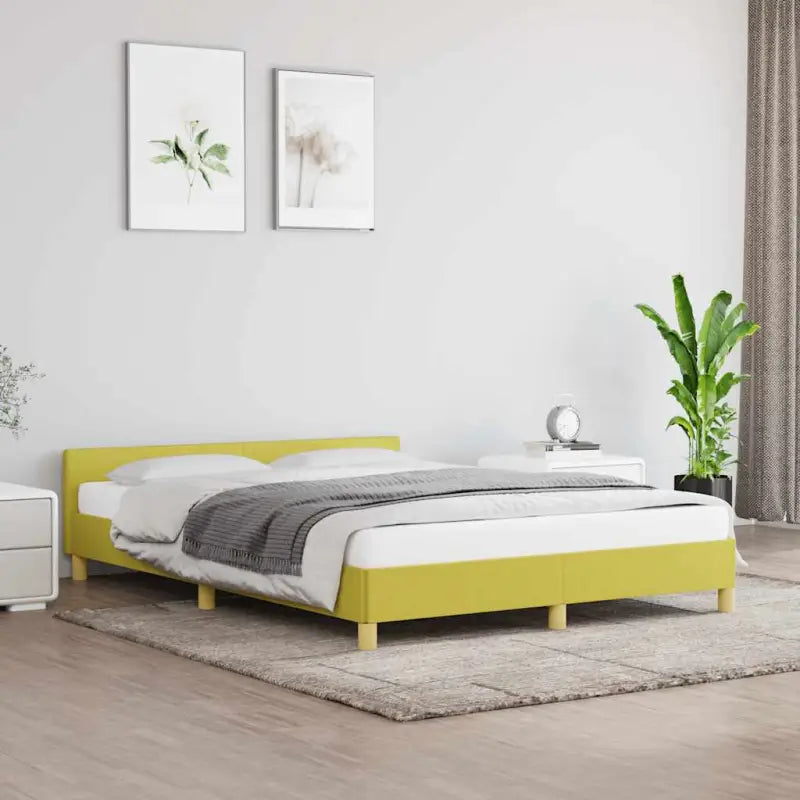 Bedframe met hoofdeinde en multiplex lattenbodem voor comfortabele nachtrust - Groen / 140 x 190 cm - Bedden & bedframes