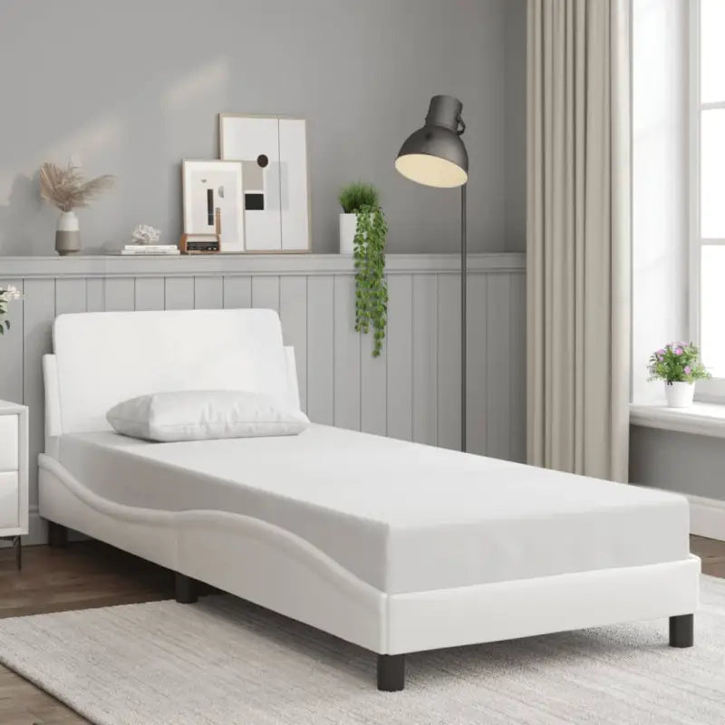 Bedframe met hoofdeinde en multiplex lattenbodem voor een goede nachtrust - Bedden & bedframes