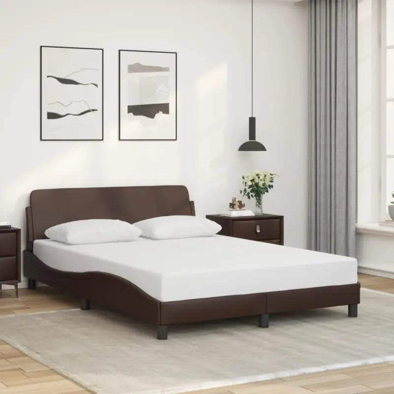 Bedframe met hoofdeinde en multiplex lattenbodem voor een goede nachtrust - Bruin / 140 x 200 cm - Bedden & bedframes