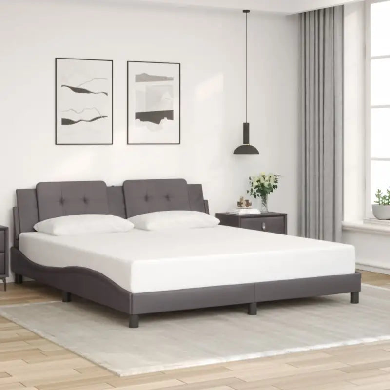 Bedframe met hoofdeinde in grijs materiaal en multiplex lattenbodem - Grijs / 180 x 200 cm - Bedden & bedframes