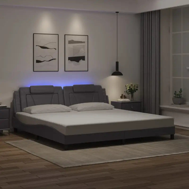 Bedframe met LED-verlichting en multiplex lattenbodem voor comfort - Grijs / 200 x 200 cm - Bedden & bedframes