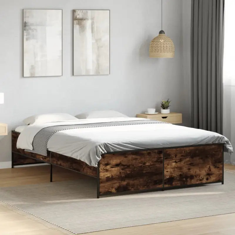Bedframe met metalen poten en multiplex lattenbodem in grijs sonoma eiken - Gerookt eiken / 140 x 190 cm - Bedden &