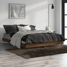Bedframe met metalen poten en multiplex lattenbodem van bewerkt hout - bruin eikenkleur / 135 x 190 cm - Bedden &