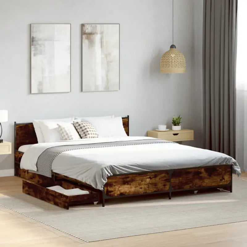 Bedframe met metalen poten en multiplex lattenbodem van bewerkt hout - Gerookt eiken / 135 x 190 cm - Bedden & bedframes