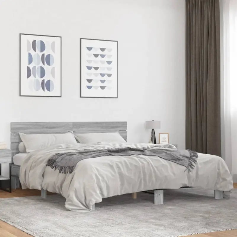 Bedframe met metalen poten en multiplex lattenbodem van bewerkt hout - Grijs sonoma / 200 x 200 cm - Bedden & bedframes