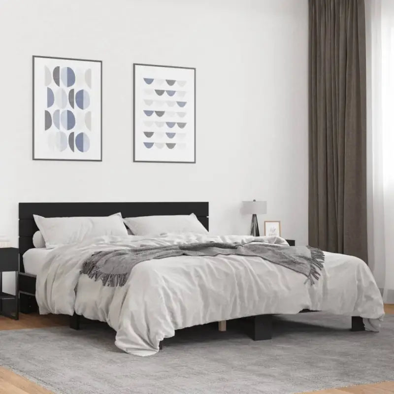 Bedframe met metalen poten en multiplex lattenbodem van bewerkt hout - Zwart / 160 x 200 cm - Bedden & bedframes