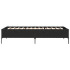 Bedframe met metalen poten en multiplex lattenbodem van bewerkt hout - Bedden & bedframes
