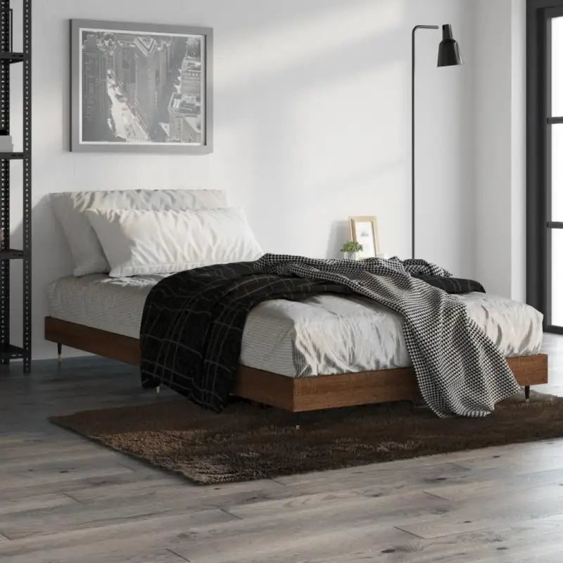 Bedframe met metalen poten en multiplex lattenbodem van bewerkt hout - bruin eikenkleur / 90 x 200 cm - Bedden &