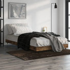 Bedframe met metalen poten en multiplex lattenbodem van bewerkt hout - Gerookt eiken / 90 x 200 cm - Bedden & bedframes