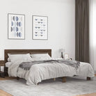 Bedframe met metalen poten en multiplex lattenbodem van bewerkt hout - bruin eikenkleur / 200 x 200 cm - Bedden &