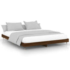 Bedframe met metalen poten en multiplex lattenbodem van bewerkt hout - Bedden & bedframes