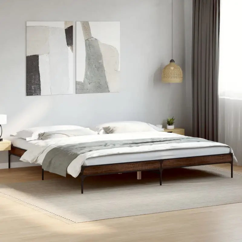 Bedframe met metalen poten en multiplex lattenbodem van bewerkt hout - bruin eikenkleur / 200 x 200 cm / 30 cm - Bedden