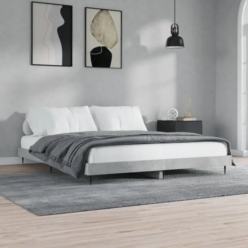 Bedframe met metalen poten en multiplex lattenbodem voor goede nachtrust - Betongrijs / 200 x 200 cm - Bedden &