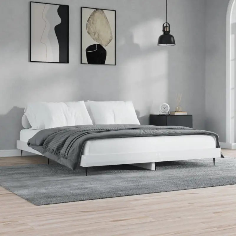Bedframe met metalen poten en multiplex lattenbodem voor goede nachtrust - Hoogglans wit / 150 x 200 cm - Bedden &