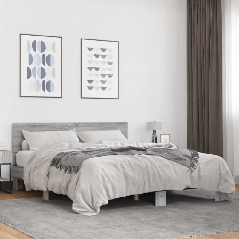 Bedframe met multiplex lattenbodem en bewerkt hout voor een goede nachtrust - Grijs sonoma / 150 x 200 cm - Bedden &
