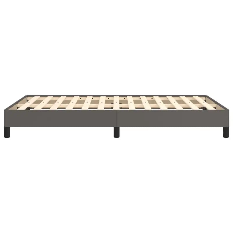 Bedframe met multiplex lattenbodem en duurzaam kunstleer - Bedden & bedframes