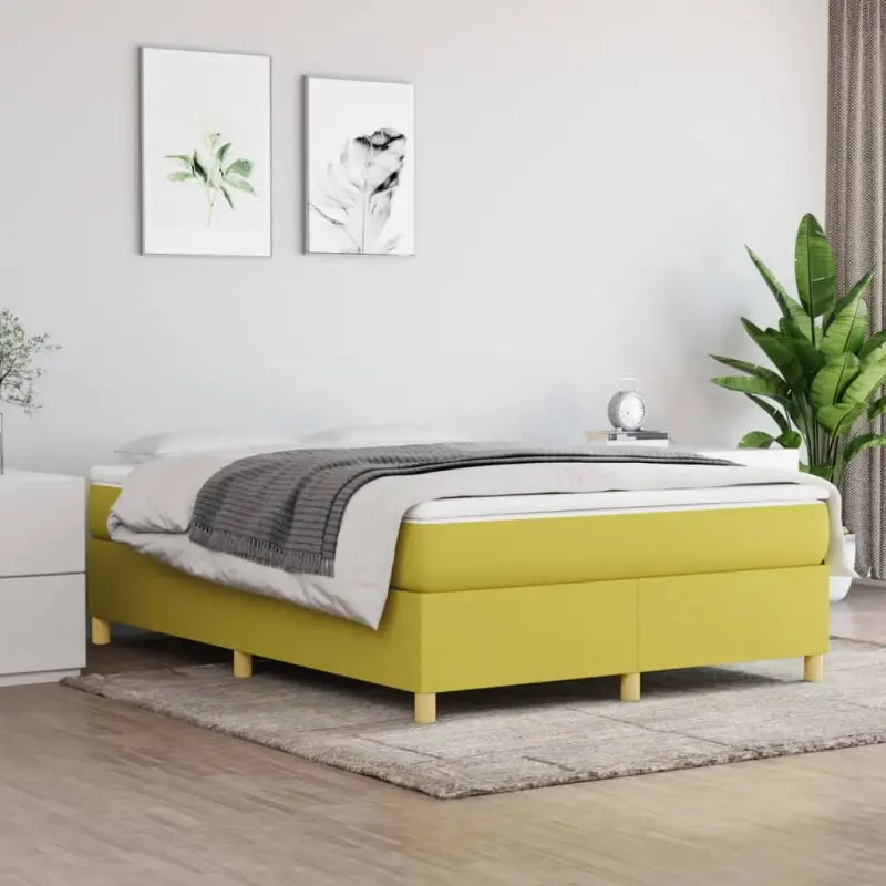 Bedframe met multiplex lattenbodem voor een comfortabele nachtrust - Groen / 140 x 190 cm / 35 cm - Bedden & bedframes