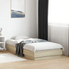 Bedframe van bewerkt hout in grijs sonoma voor een stabiele slaapkamer - Sonoma eiken / 75 x 190 cm - Bedden & bedframes
