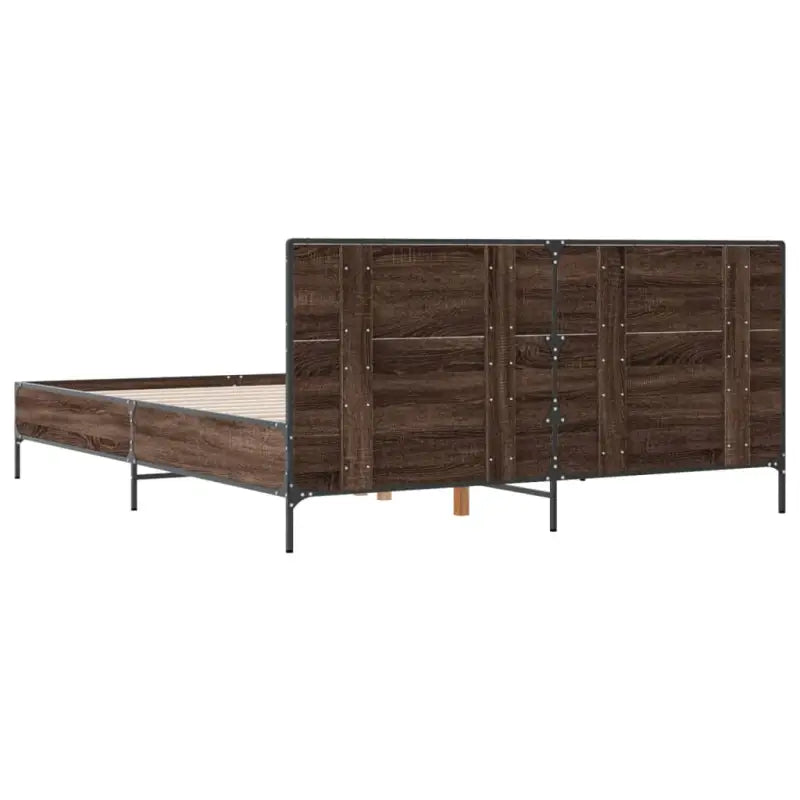 Bedframe van bewerkt hout voor een stabiele en duurzame slaapruimte - Bedden & bedframes