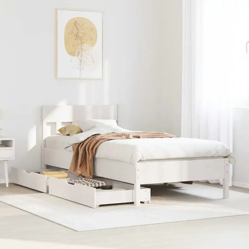 Bedframe van massief grenenhout voor een stabiele en duurzame slaapkamer - Wit / 90 x 200 cm - Bedden & bedframes