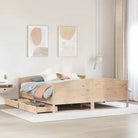 Bedframe van massief grenenhout voor een stabiele nachtrust - Naturel / 200 x 200 cm - Bedden & bedframes