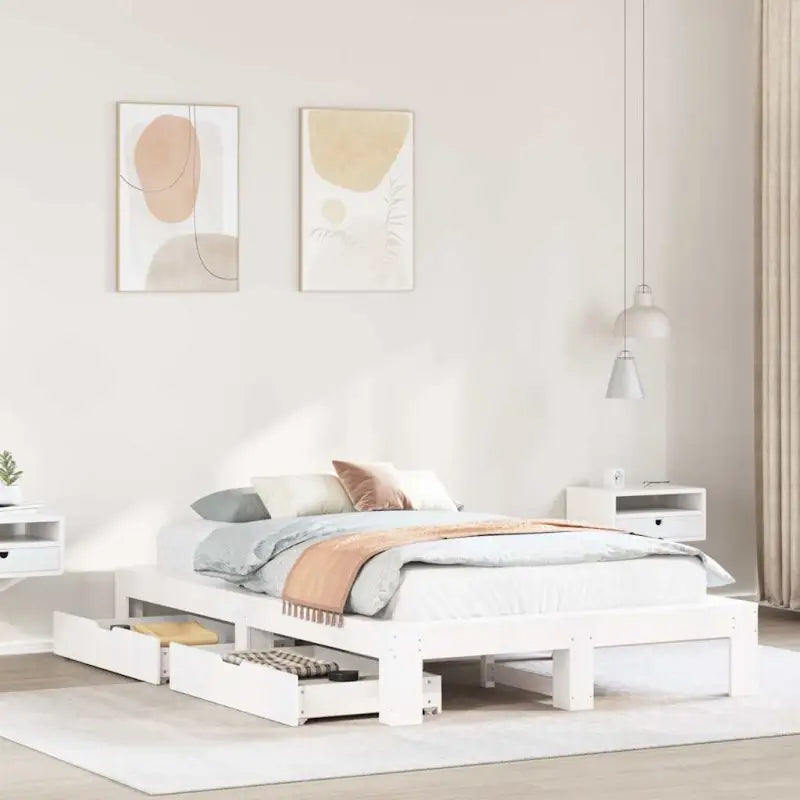 Bedframe van massief grenenhout voor een stabiele nachtrust - Wit / 135 x 190 cm - Bedden & bedframes