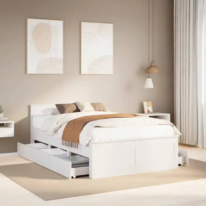 Bedframe van massief grenenhout voor een stabiele nachtrust - Wit / 135 x 190 cm - Bedden & bedframes