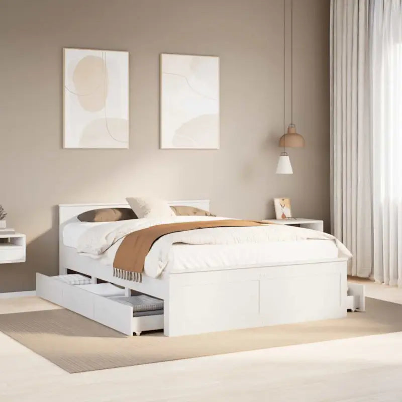 Bedframe van massief grenenhout voor een stabiele nachtrust - Wit / 140 x 190 cm - Bedden & bedframes