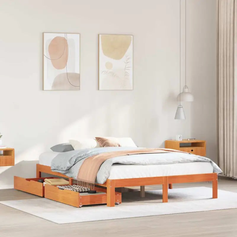 Bedframe van massief grenenhout voor een stevige en duurzame slaapkamer - Wasbruin / 135 x 190 cm - Bedden & bedframes