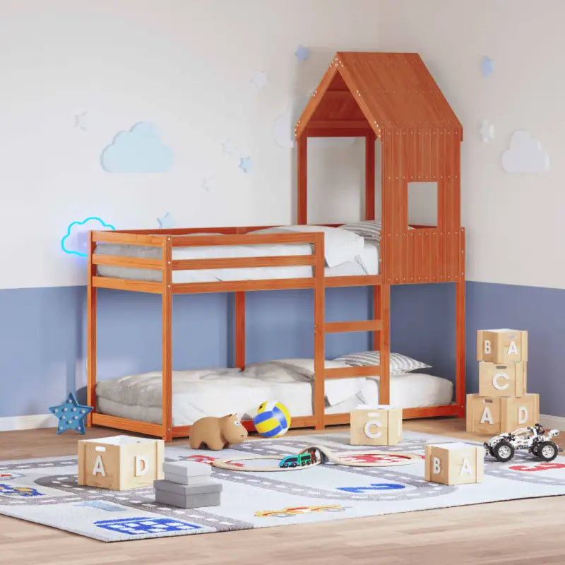Bedhuisje met open zijdeur van massief grenenhout voor kinderkamers - Wasbruin / 60 x 89 x 134.5 cm - Accessoires