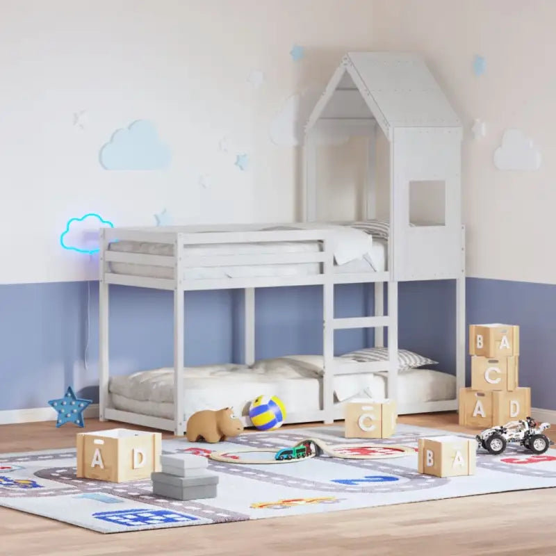 Bedhuisje met open zijdeur van massief grenenhout voor kinderkamers - Wit / 55 x 84 x 132 cm - Accessoires voor bedden